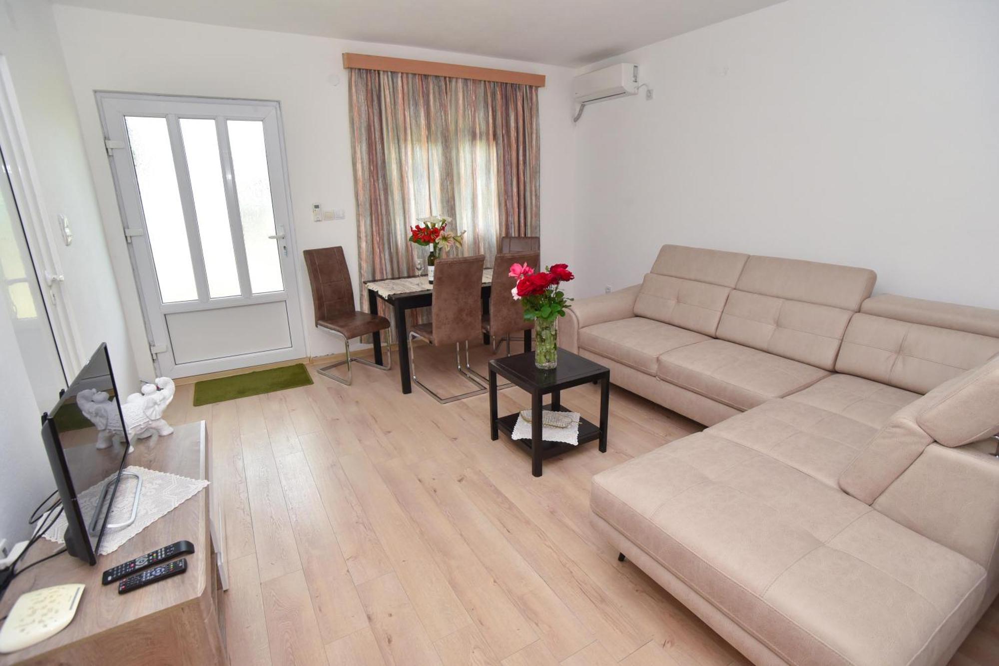 Apartmani Mihovic - Jaz Budva Eksteriør bilde