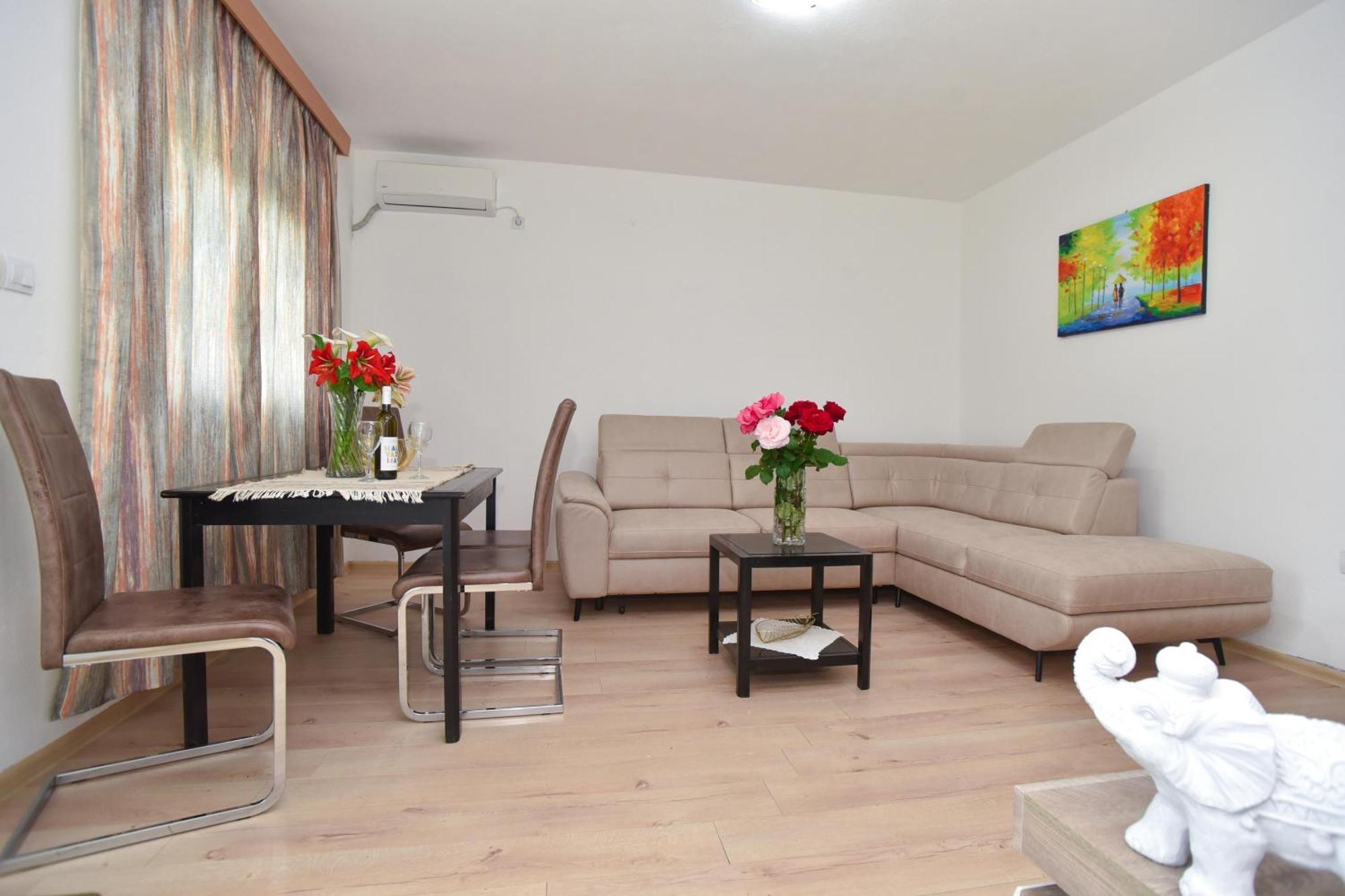 Apartmani Mihovic - Jaz Budva Eksteriør bilde